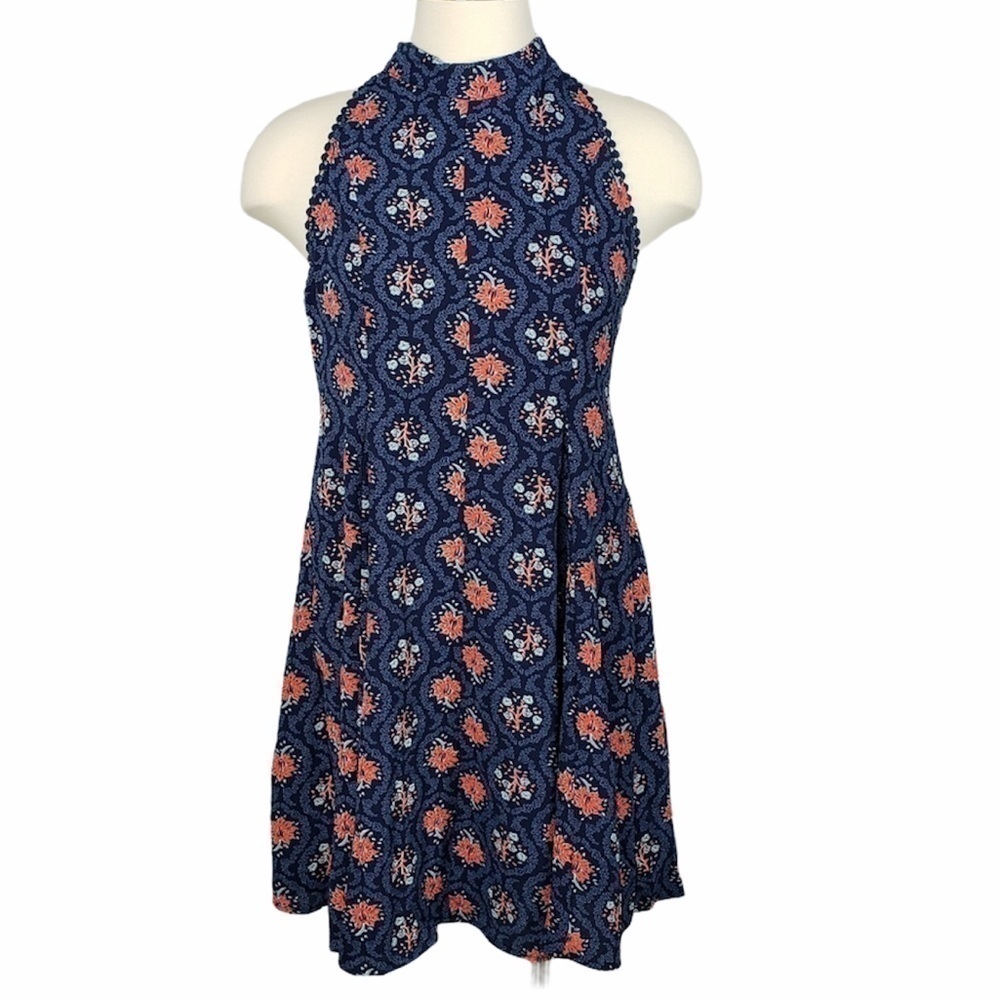 3/$25 🙌🏼 Taylor & Sage Halter Floral Smock Mini Dress M